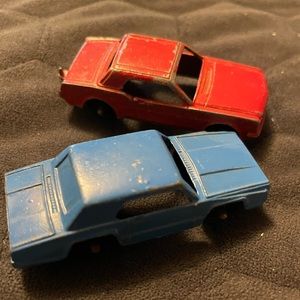 2 VINTAGE 1967 Tootsie Toy FORD T-Bird Cars Diecast CAR Blue Red